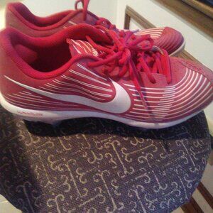 Women's Nike Lunarlon Hyper Diamond red/white metal cleats